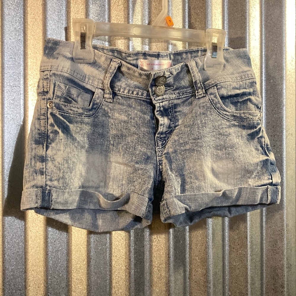 No Boundaries womens shorts